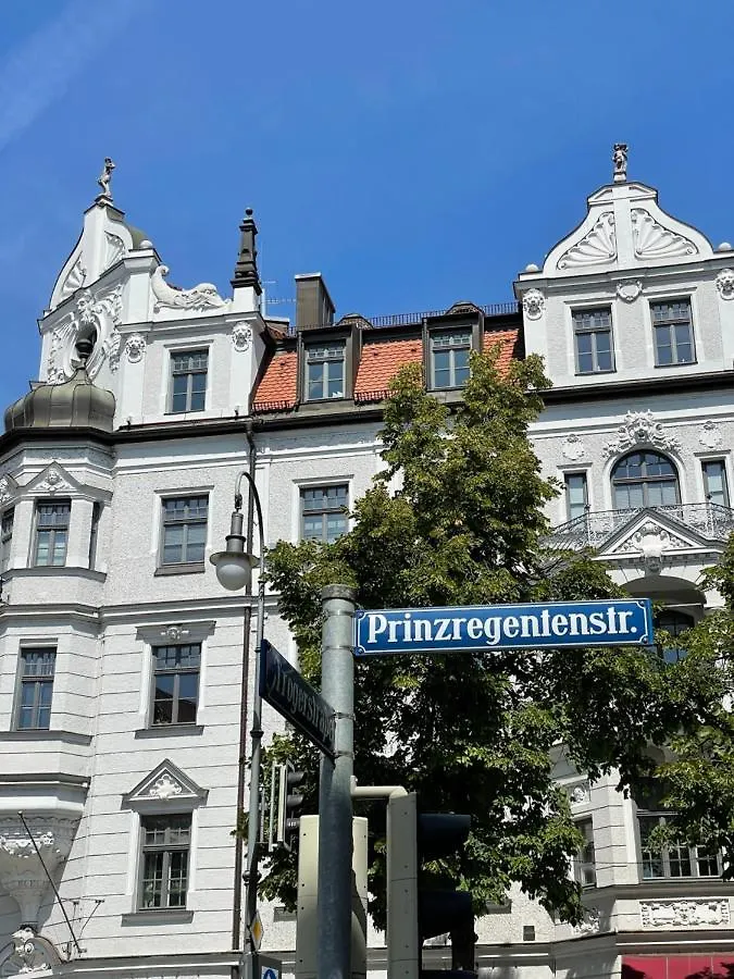 Beautiful City Apartment „Shakespeare“ Munich