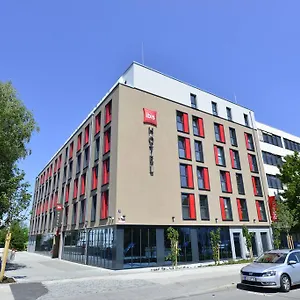 2* Otel Ibis Ost