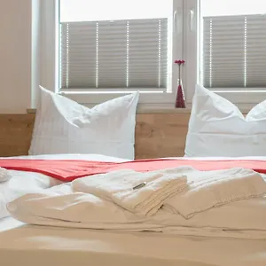  Hostal My